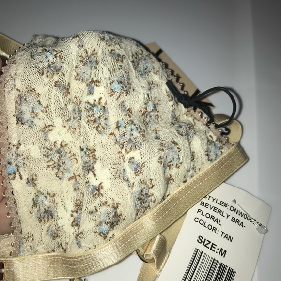 DAYDREAM NATION Floral Beverly Bra. NWT SIZE Medium or XSmall - Picture 5 of 9